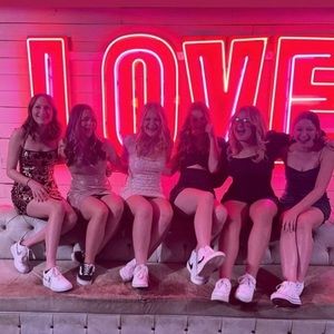 Meet your Posher, Reagan